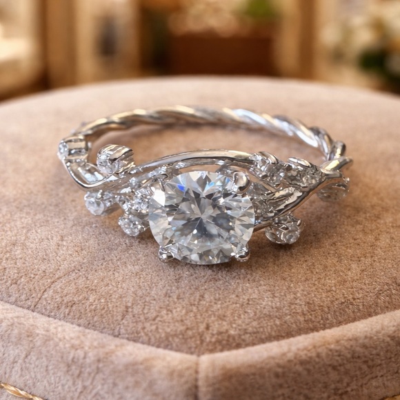 Solid Sterling Silver One Carat Moissanite Twist and Floral RingSize 8 $499